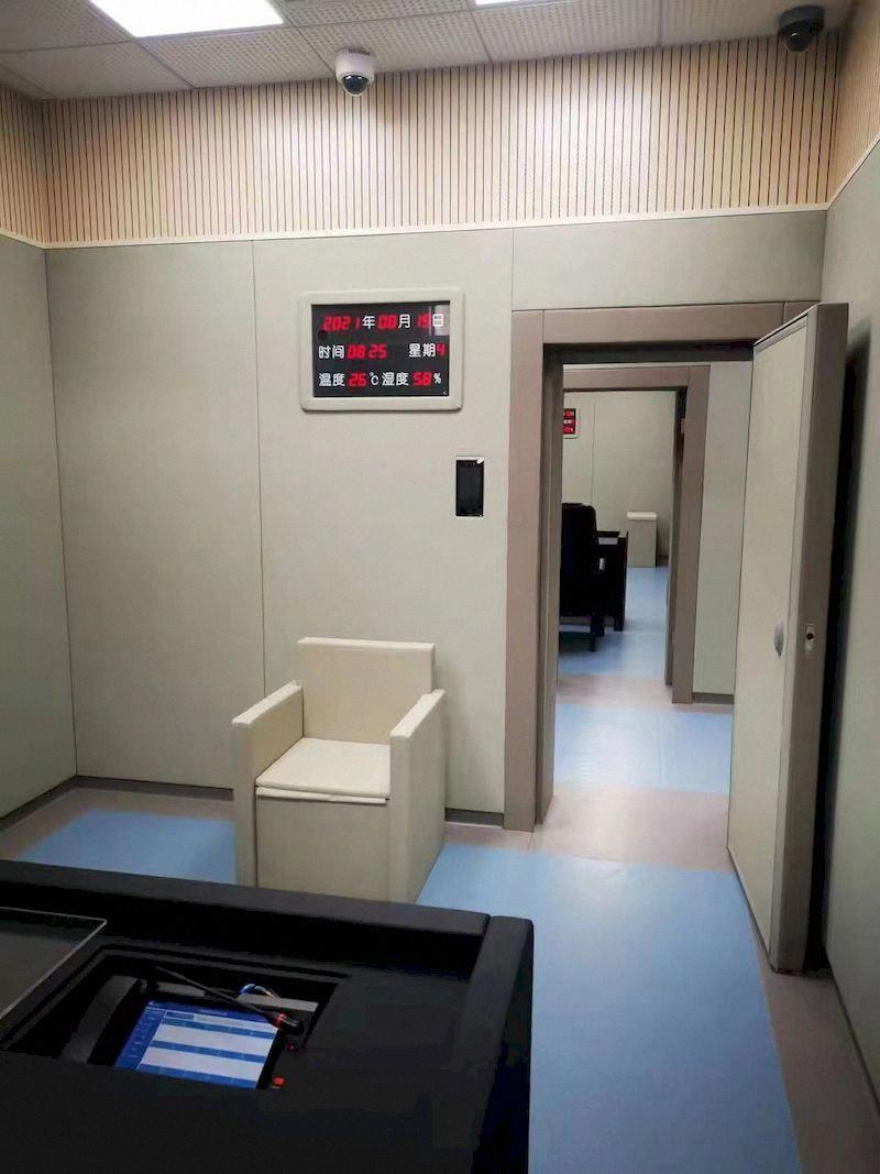 礦棉板吊頂是吸音板：打造寧靜空間的秘密武器