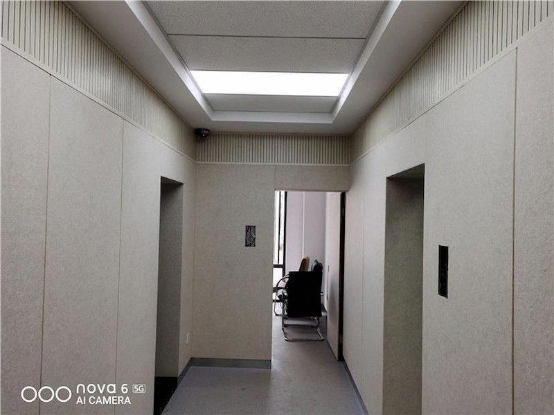 打造寧靜空間：走廊吊頂吸音板造型的藝術(shù)與實踐